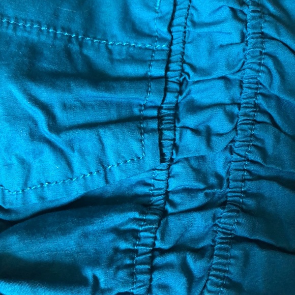 Shorts - Picture 2 of 6